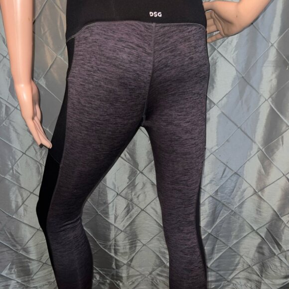 DSG Women's‎ Cold Weather Compression Legging Sz. S - Picture 4 of 7